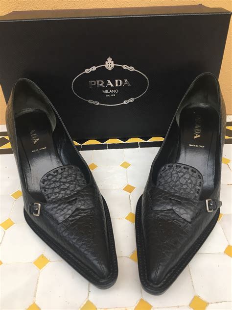 dove si producono scarpe prada|prada female shoes.